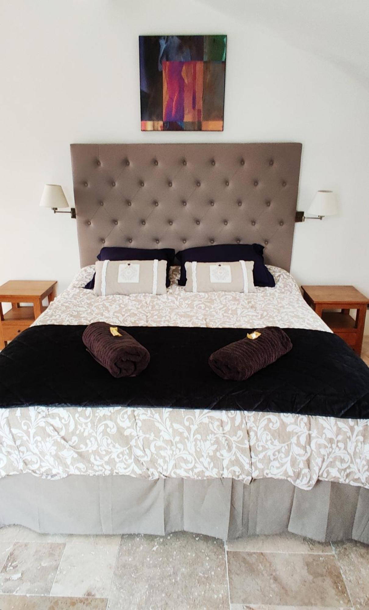 Chambre Cosy Avec Terrasse Sur La Colline Boisee, Parking Prive, Jardin, Calme, Climatisation, 10 Mn Pont Du Gard Num7 Rochefort-du-Gard Eksteriør bilde